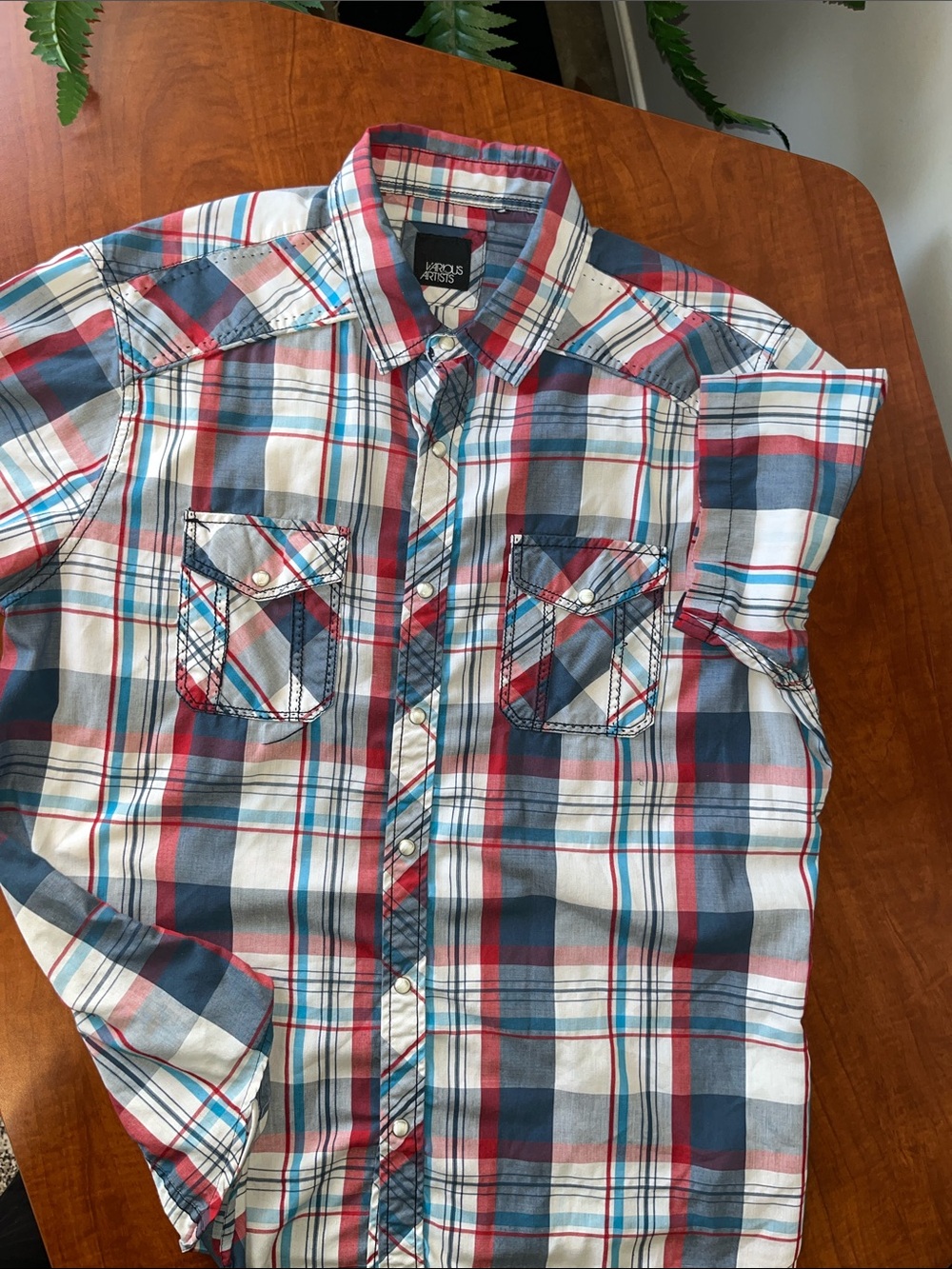 Country Western Pearl Snaps Short Sleeve Plaid Pockets Shirt Red, Blue White